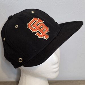 9FIFTY Snapback Hat Baseball Cap MLB San Francisco Giants Black Metal Eyelets